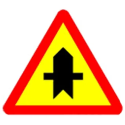 Biển báo 207a - Giao nhau với đường không ưu tiên