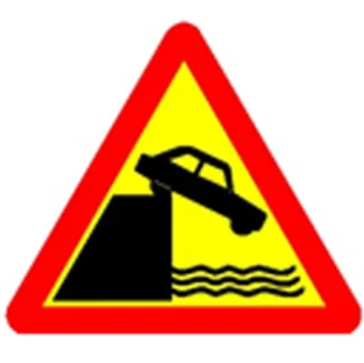 Biển báo 215 - Kè, vực sâu phía trước