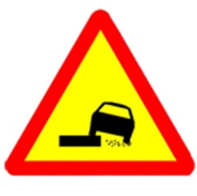 Biển báo 222b - Đường trơn (B)