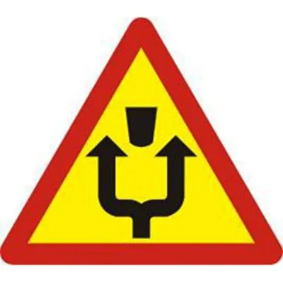 Biển báo 246a - Chú ý chướng ngại vật (A)